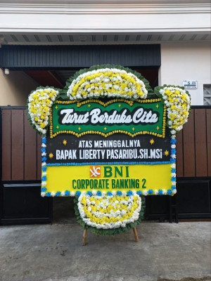 Papan Bunga Duka di Tabanan