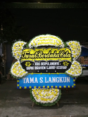 Papan Bunga Duka di Tabanan